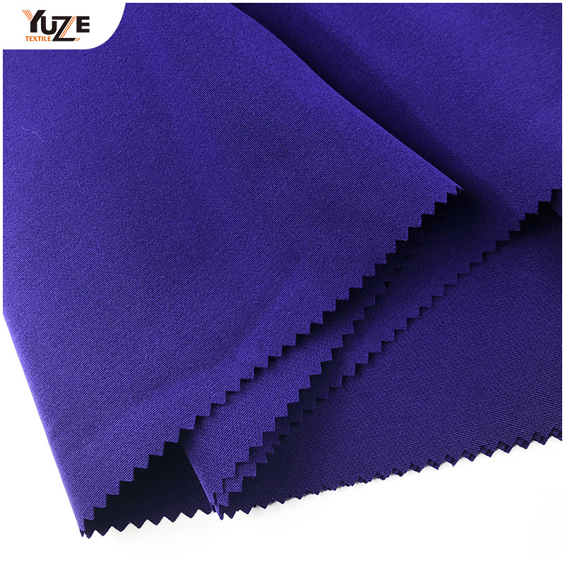 YZW-010089-4 باربی